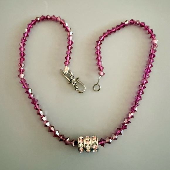 VTG Rhinestone Crystal Cranberry Color Necklace Y2K SO PRETTY! - Picture 2 of 4